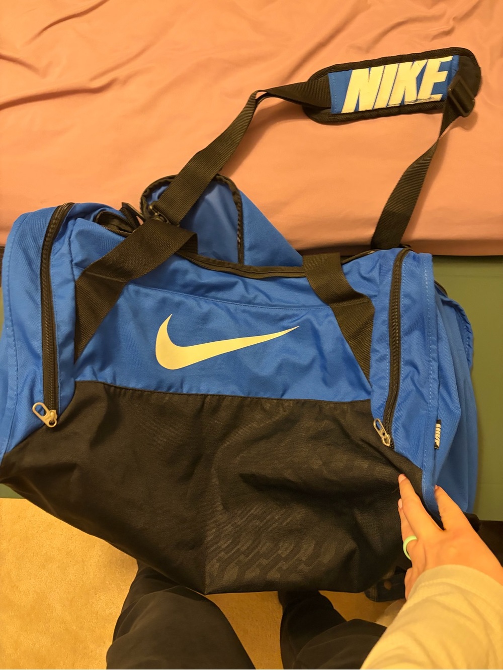 Nike duffle bag